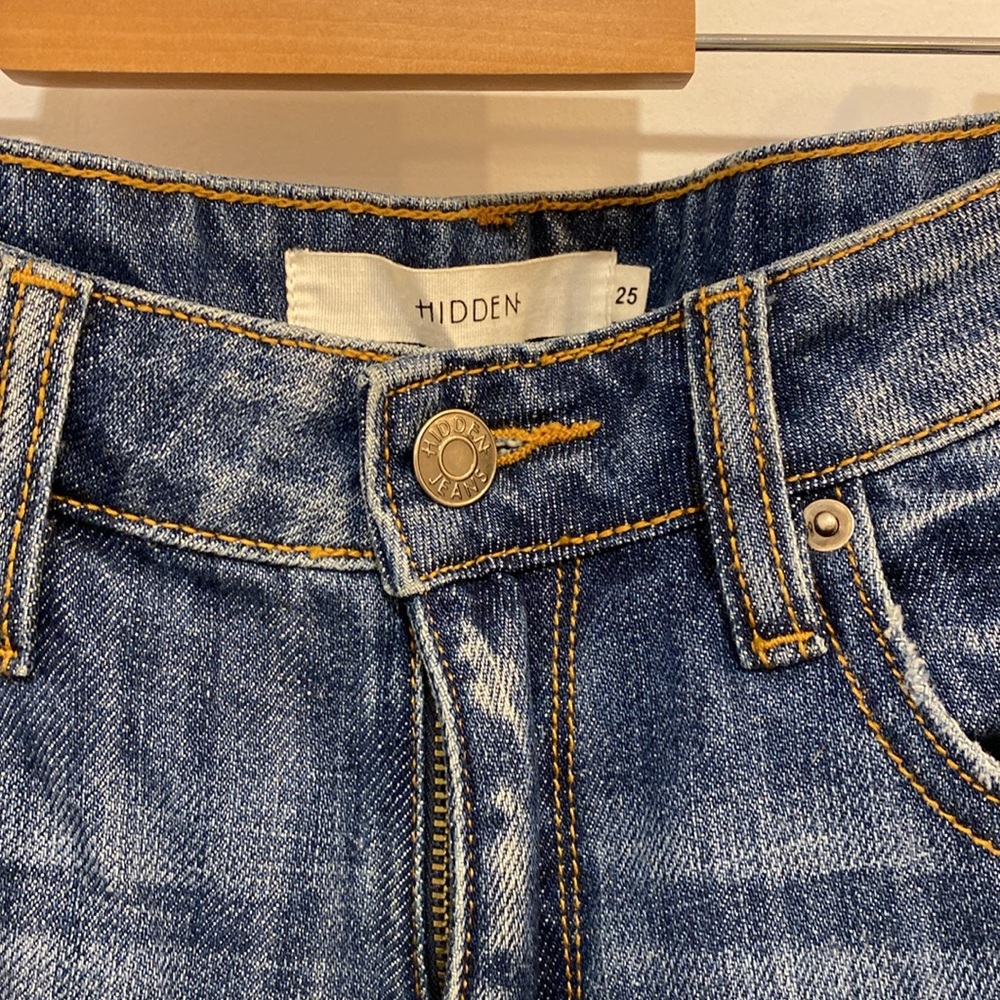 Hidden jeans - Picture 4 of 6